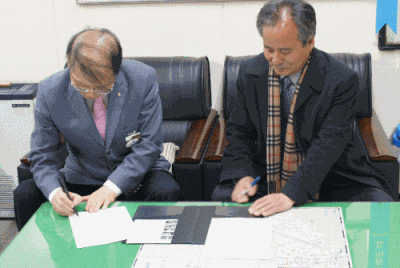 아름다운 민주묘지 알리기 특화테마 지하철 역 사진전시회 이미지